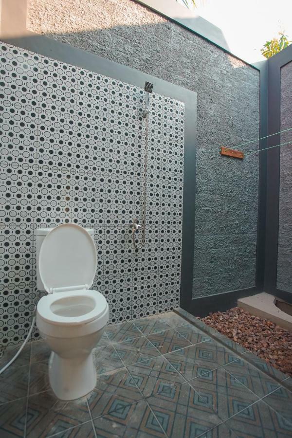 E2 Guest House Каримунджава Екстериор снимка