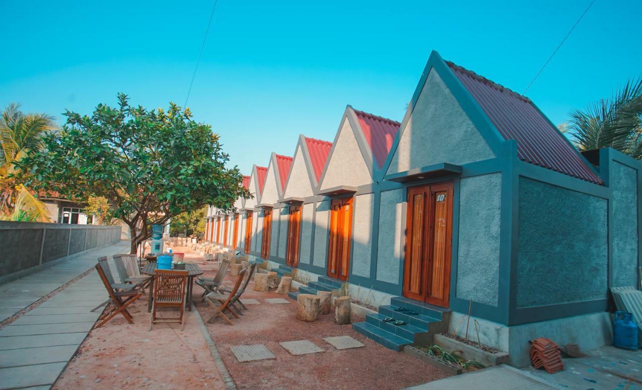 E2 Guest House Каримунджава Екстериор снимка